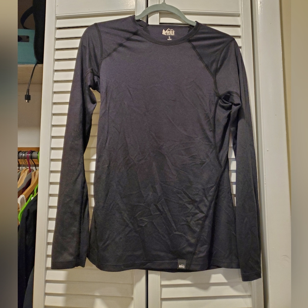 REI co-op small Black Long sleeve Base Layer Thermal Shirt